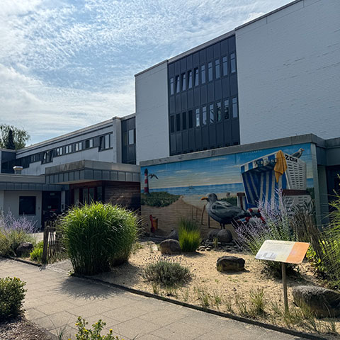 Teilansicht des Eingangsbereiches der Pflegeeinrichtung Haus Elim | Elim MeH